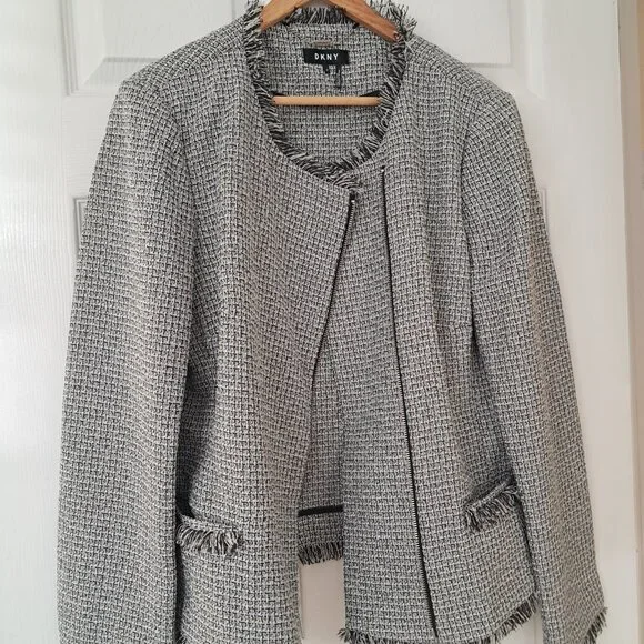 DKNY Women's Business Plus size Fringe Trim Tweed style zipper blazer size 16 - Picture 3 of 9